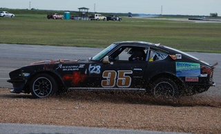 Illustration for article titled The Top 123 Lemons Of The 24 Hours Of LeMons Texas Fall 2009